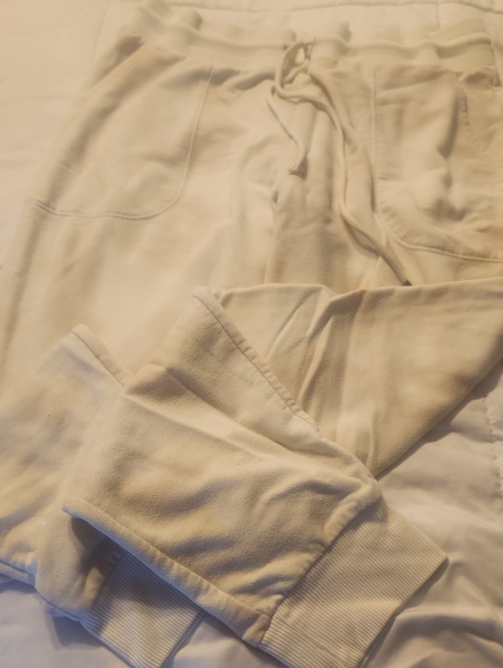 stars above Men's Cream Drawstring Joggers